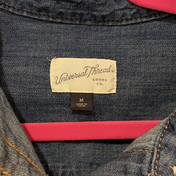 Universal Thread Denim Top - Picture 2 of 6